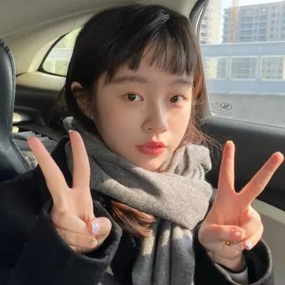 倒挂的爱丽丝